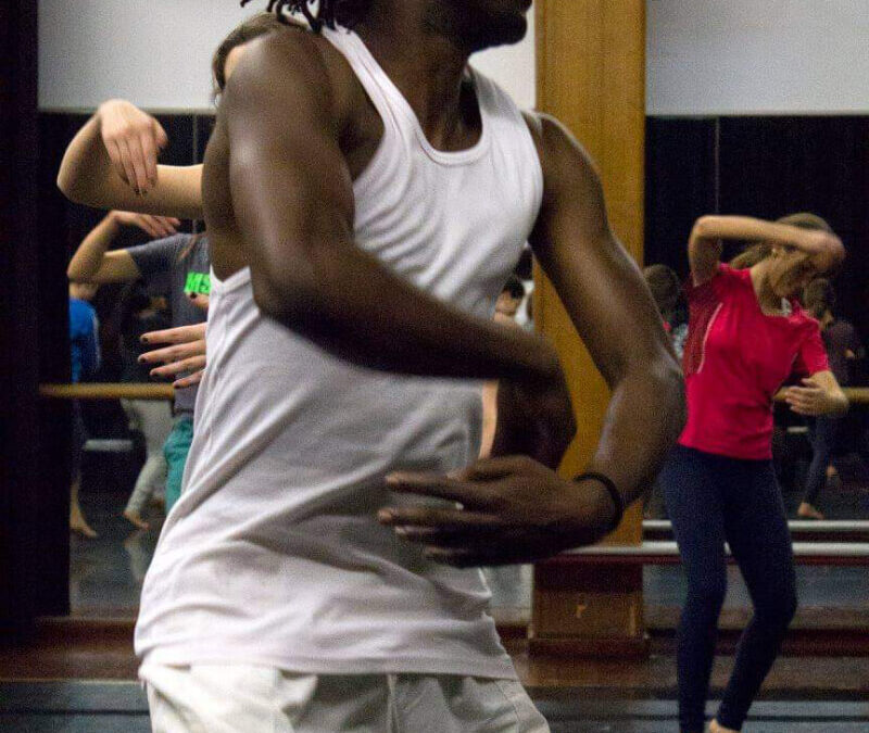 Dansa Afro Contemporánea – RICHARD KOBENA